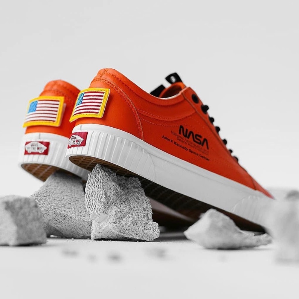 🪐 BNWB Vans Old Skool x NASA Space Voyager (5.5M / 7W) • eBay Authenticated